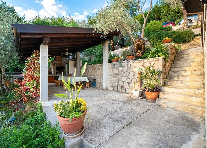 Sunset Holiday Home